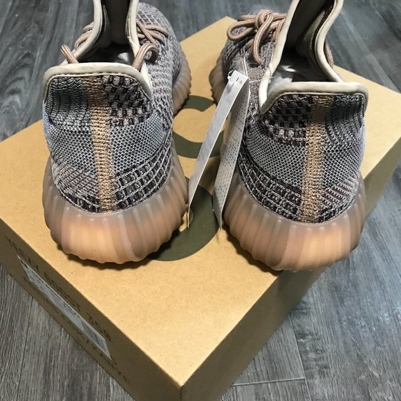 adidas yeezy 350 v2 H02795 Fade main image 6